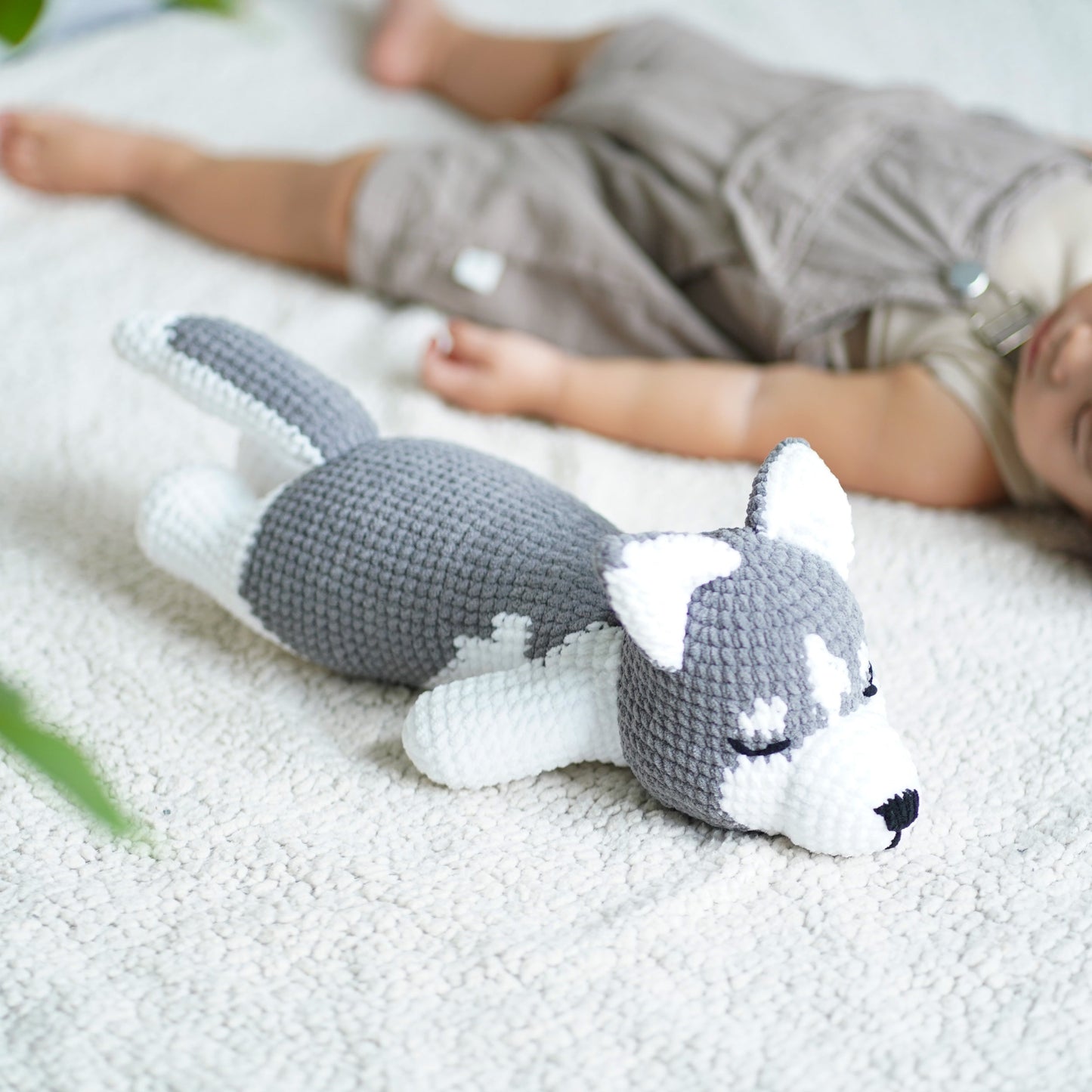 Crochet Sleeping Husky Dog - Handmade Lying Husky Amigurumi