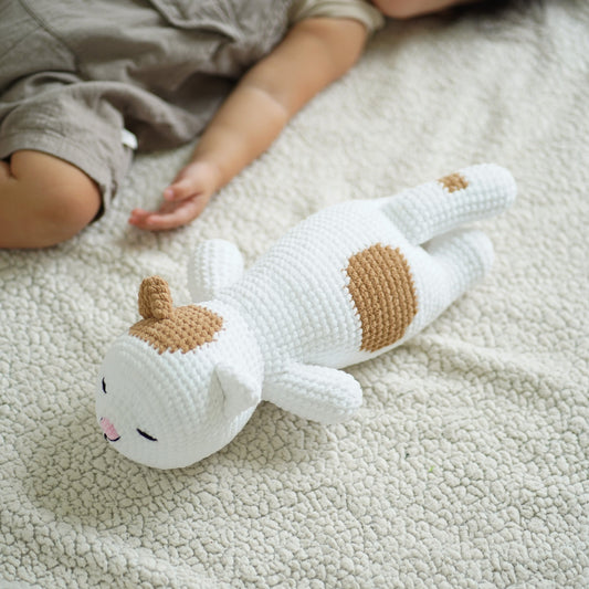 Crochet Sleeping Cat - Handmade Lying Cat Amigurumi